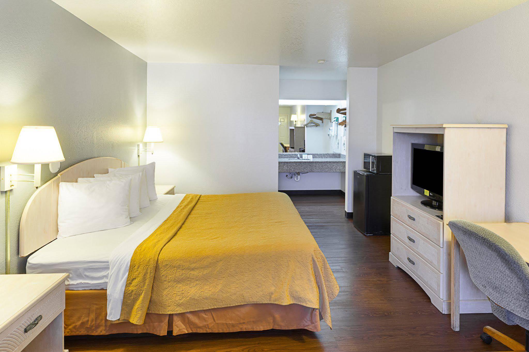 Econo Lodge Downtown South San Antonio Extérieur photo