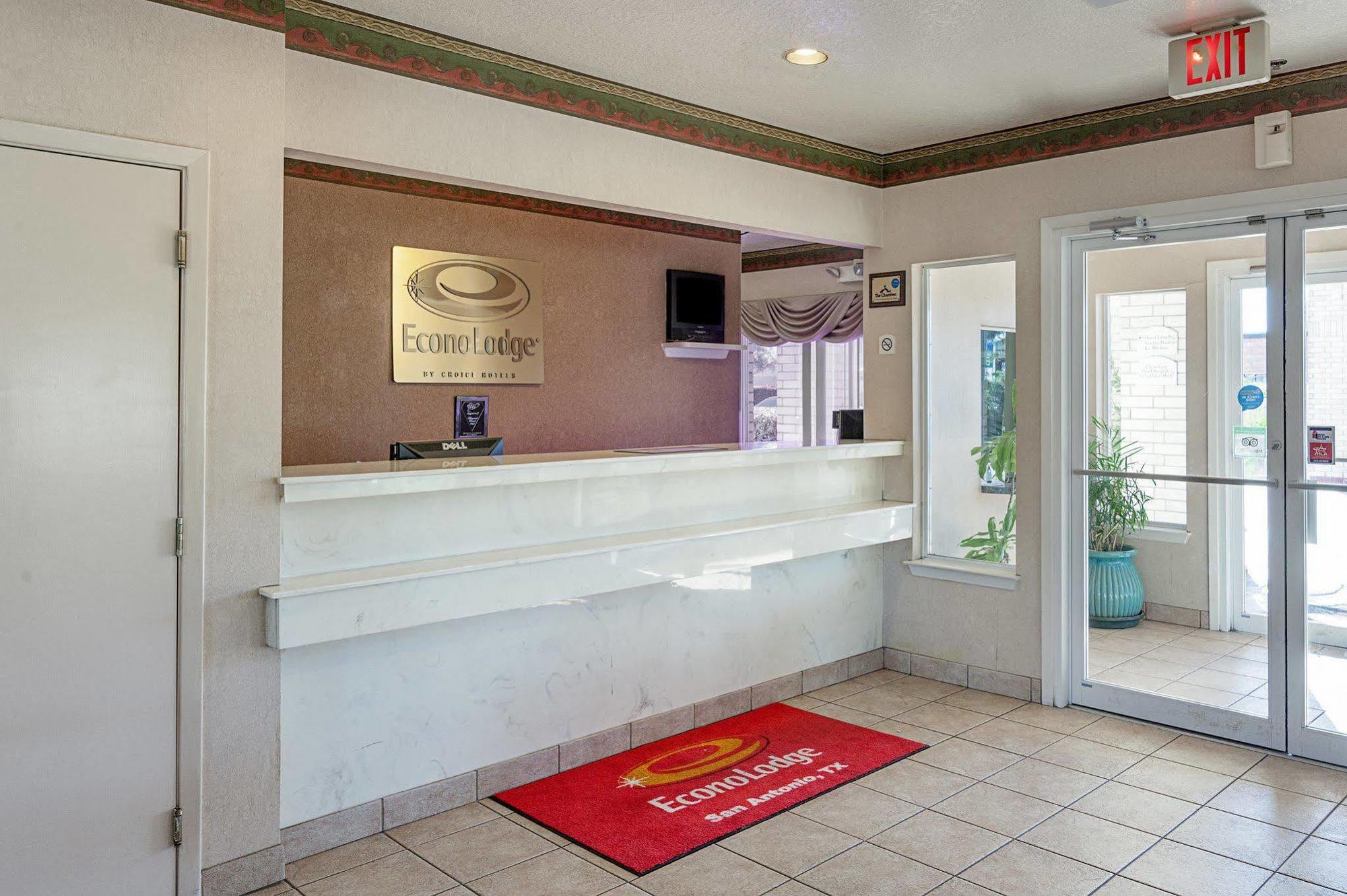 Econo Lodge Downtown South San Antonio Extérieur photo